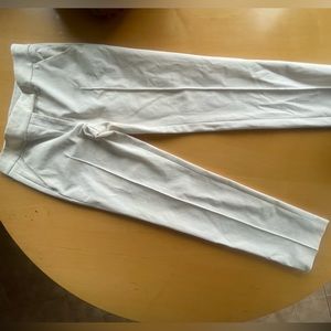 Akris Punto Cream Pleated Pant